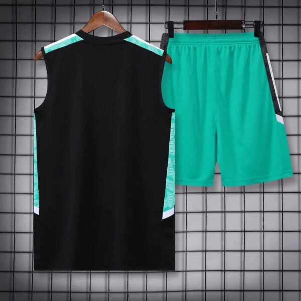 2022/2023 REAL MADRID SLEEVELESS TRAINING KIT - Image 2