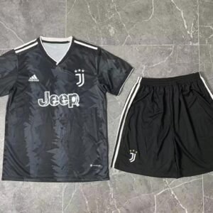 Juventus 22-23 kit