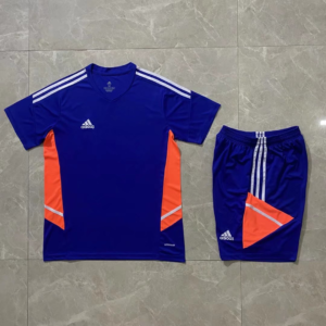 Uniform 7
