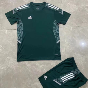 Uniform 11