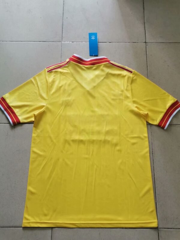 Liverpool 1986 Away Retro Soccer Jersey - Image 2