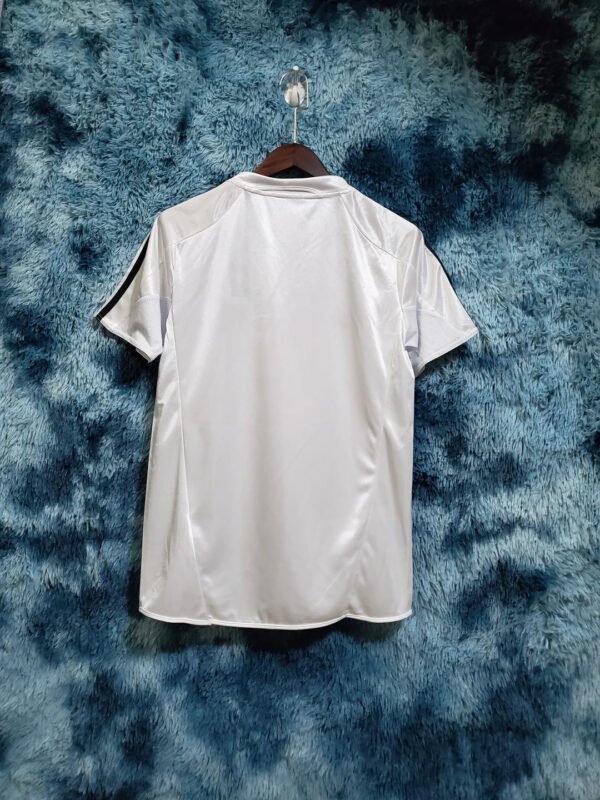 2004/2005 REAL MADRID HOME KIT STADIUM VERSION - Image 2