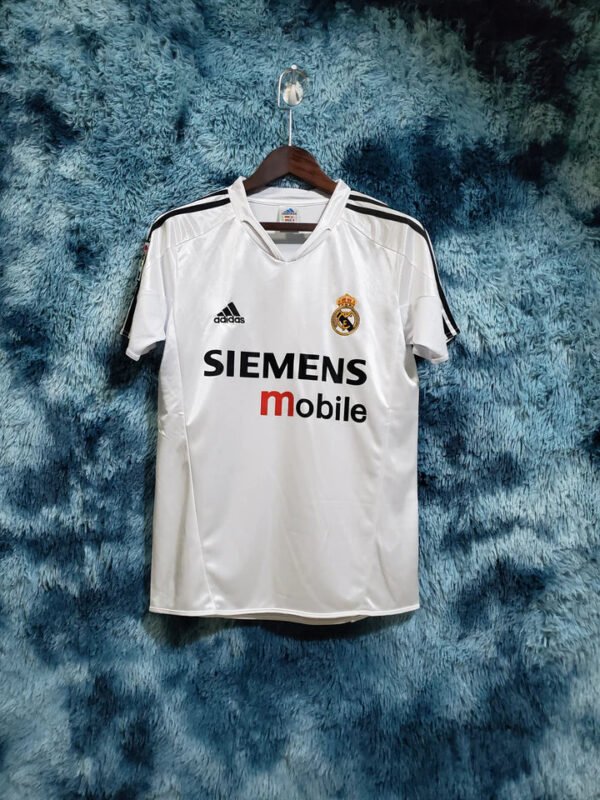 2004/2005 REAL MADRID HOME KIT STADIUM VERSION