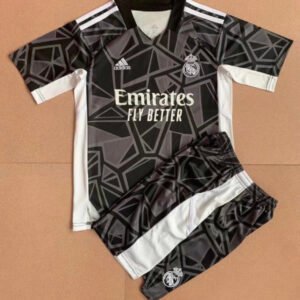 2022/2023 REAL MADRID AWAY GOALKEEPER UNIFORM