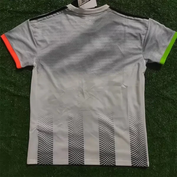 2019-2020 Juventus Juventus x Palace Retro Jersey - Image 2