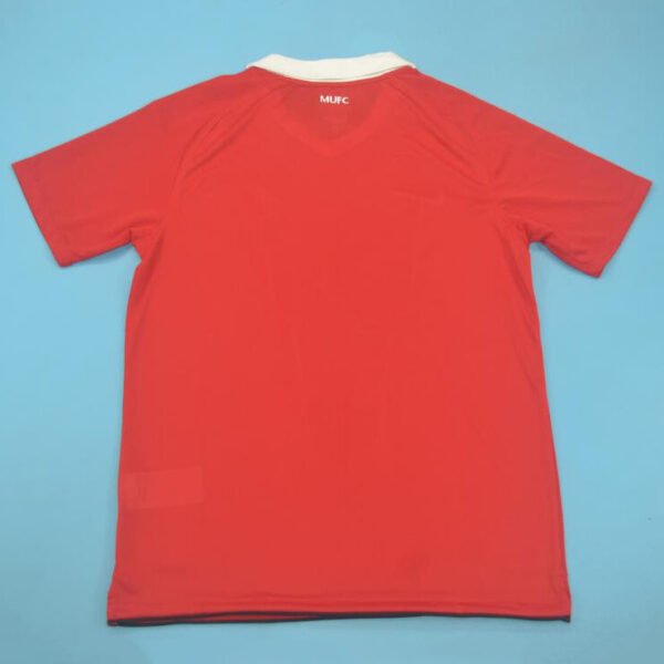2010-2011 Manchester United Retro Home Jersey - Image 2