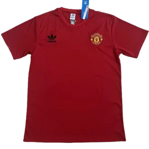 2023-2024 MANCHESTER UNITED RETRO STYLE STADIUM VERSION