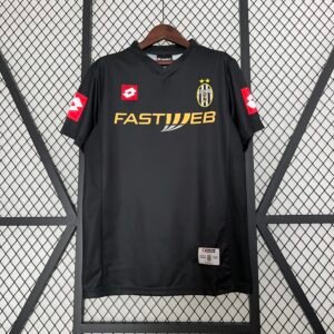 2001-2002 Juventus Away Retro Jersey