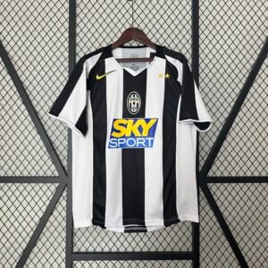 2004-2005 Juventus Home Retro Jersey