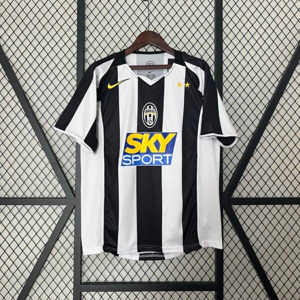 2004-2005 Juventus Home Retro Jersey