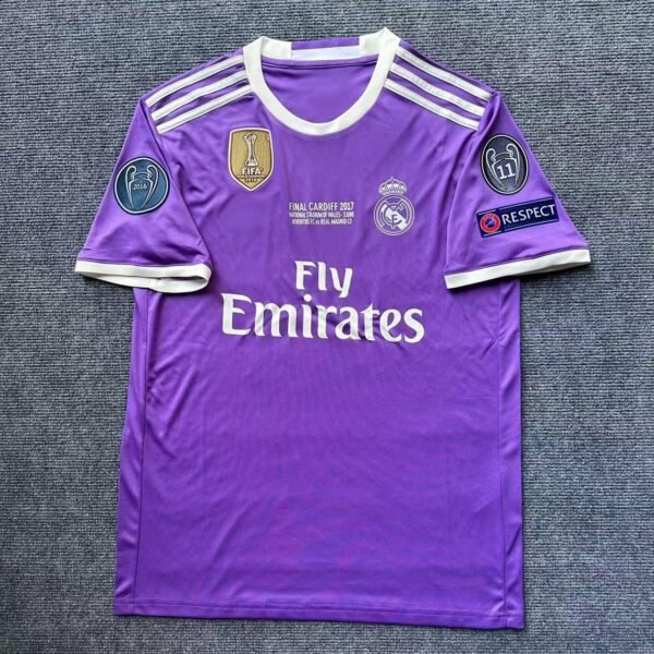 Cristiano Ronaldo SIGNED Real Madrid UCL Final 2017 Purple Away Signature Shirt/Jersey + COA 16/17 Retro - Image 2