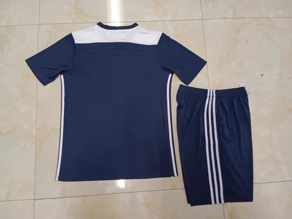 AD Style 26 - Image 2