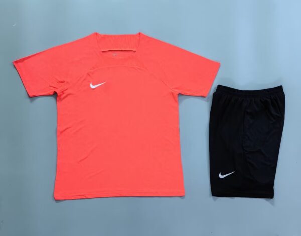 NK Style 40