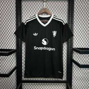 2024-2025 MANCHESTER UNITED TRAINING STADIUM VERSION