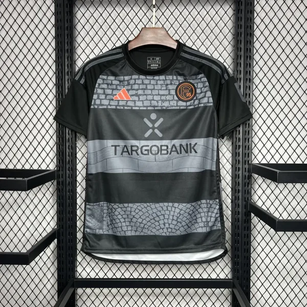 7d6509eca2744d40b472055b75d8a87f