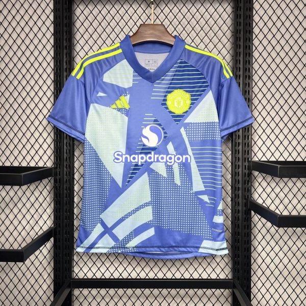 2024-2025 MANCHESTER UNITED GOALKEEPER STADIUM VERSION