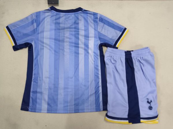 2024-2025 Tottenham Away Uniform - Image 2