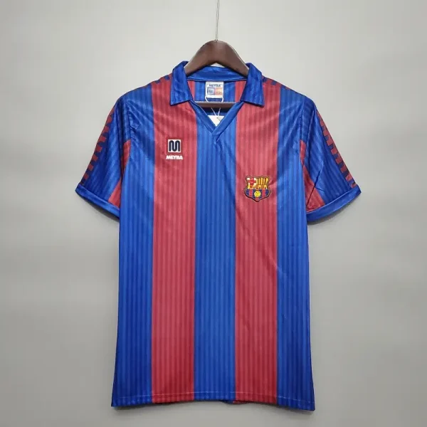 Retro-Barcelona-9091-home-2