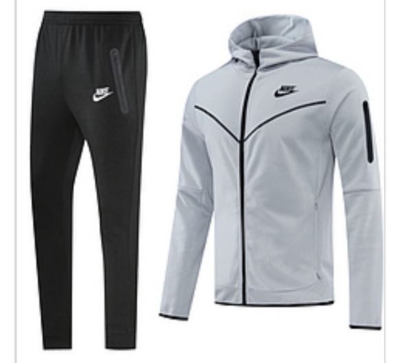 Nike Tracksuit Size Medium