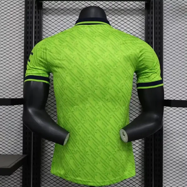 2024-2025  MANCHESTER UNITED SPECIAL PLAYER VERSION - Image 2