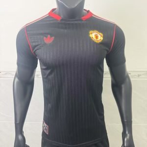2025-2026 MANCHESTER UNITED TRAINING PLAYER VERSION