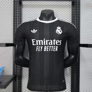2025-2026 Real Madrid Goalkeeper Player Edition