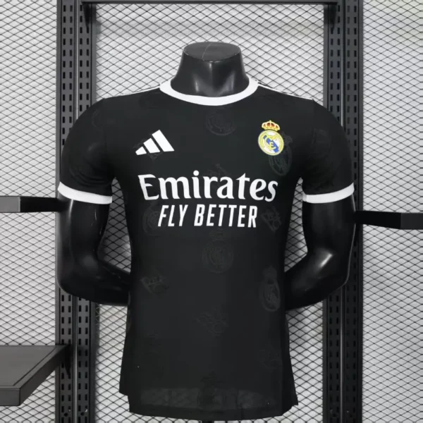 2526-Player-Version-Real-Madrid-Special-Black-Soccer-Jersey-6