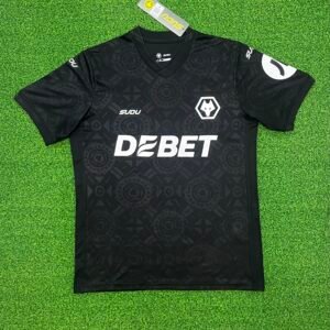 2025-2026 Wolverhampton Goalkeeper Stadium Version