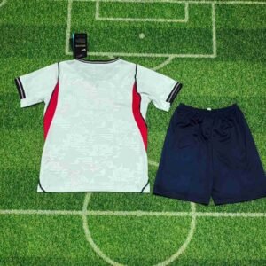 England uniforme1