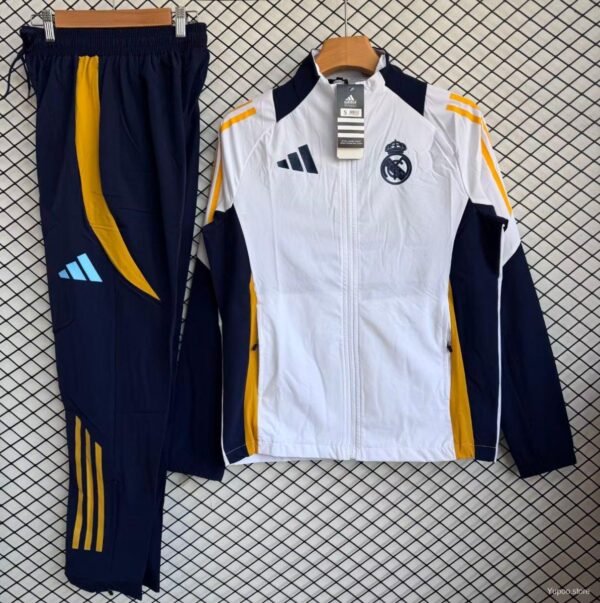 real amarilla