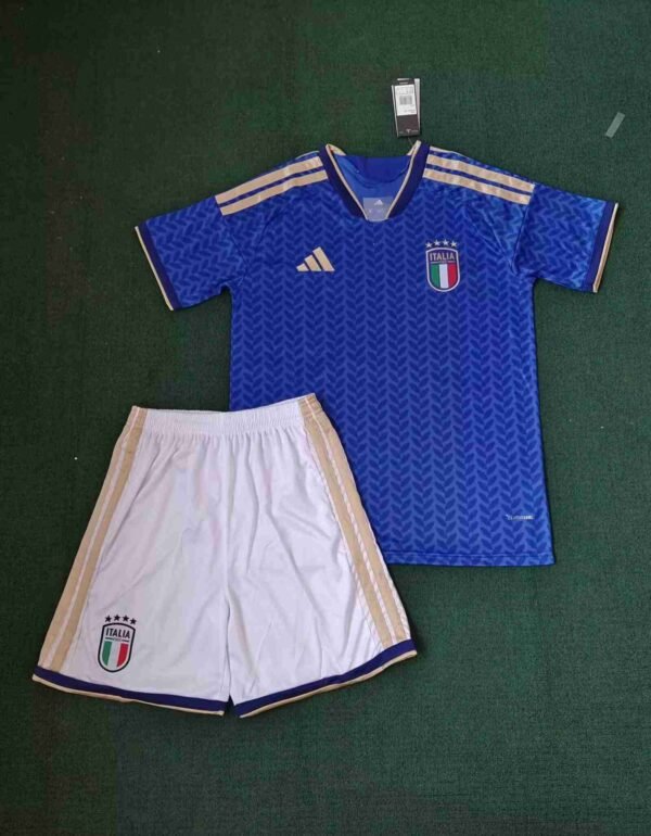 uniforme italy