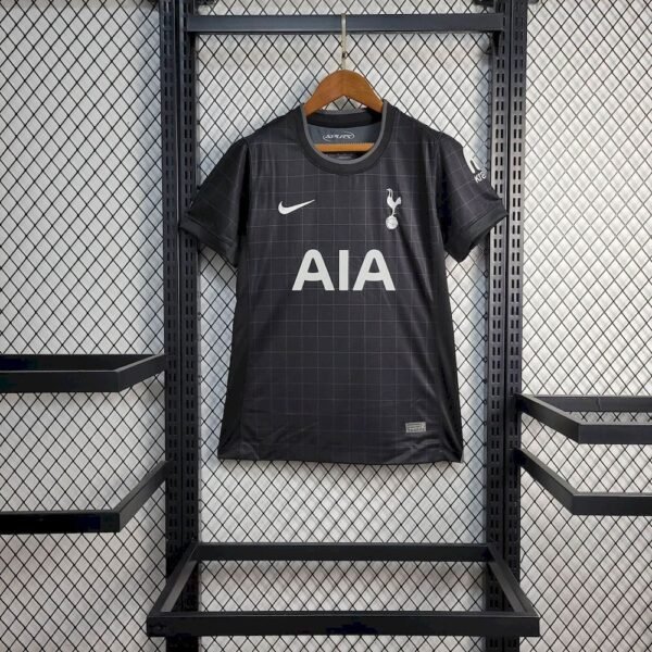 Tottenham Hotspur3