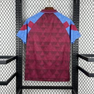 Aston Villa3