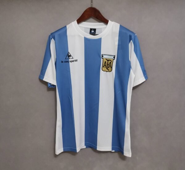 19851