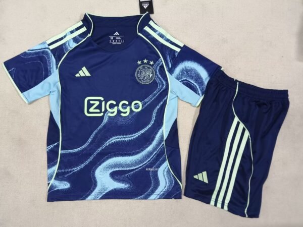 Ajax3