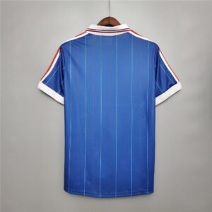 France8