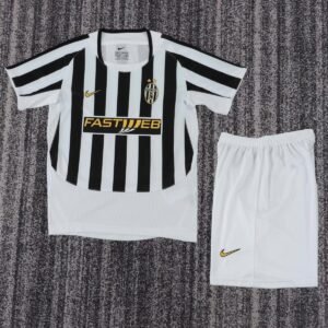 2003-2004 Juventus Home Kids Jersey