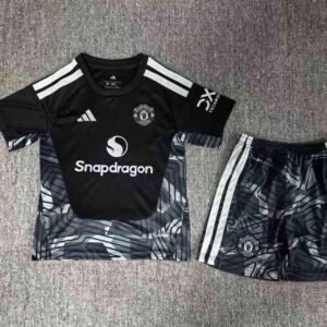 2026-2027 Manchester United Goalkeeper Kids Jersey