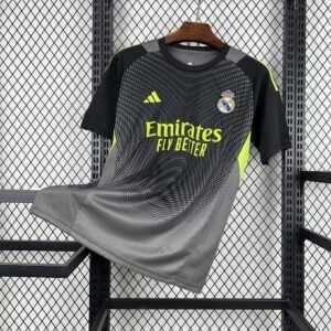 2025-2026 Real Madrid Goalkeeper Stadium Version